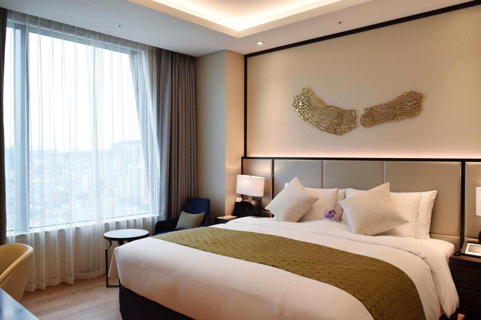 Grand Mercure Ambassador And Residences Yongsan Hotel 5*