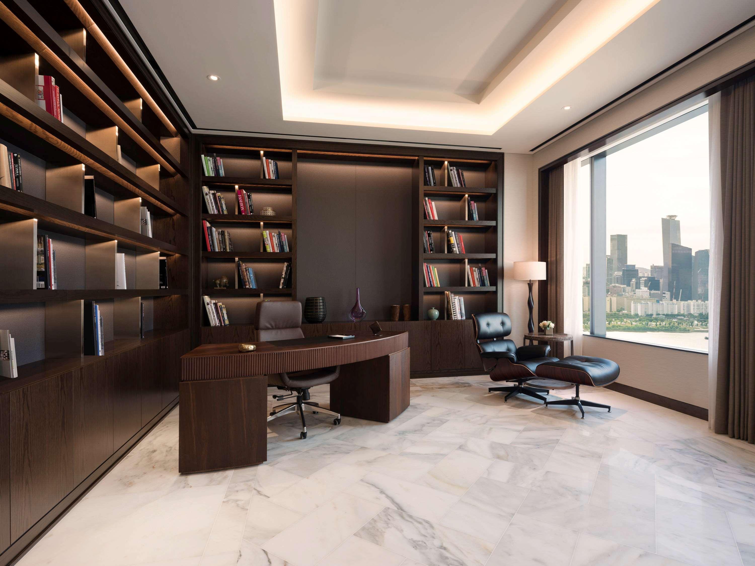 Grand Mercure Ambassador And Residences Yongsan 5*