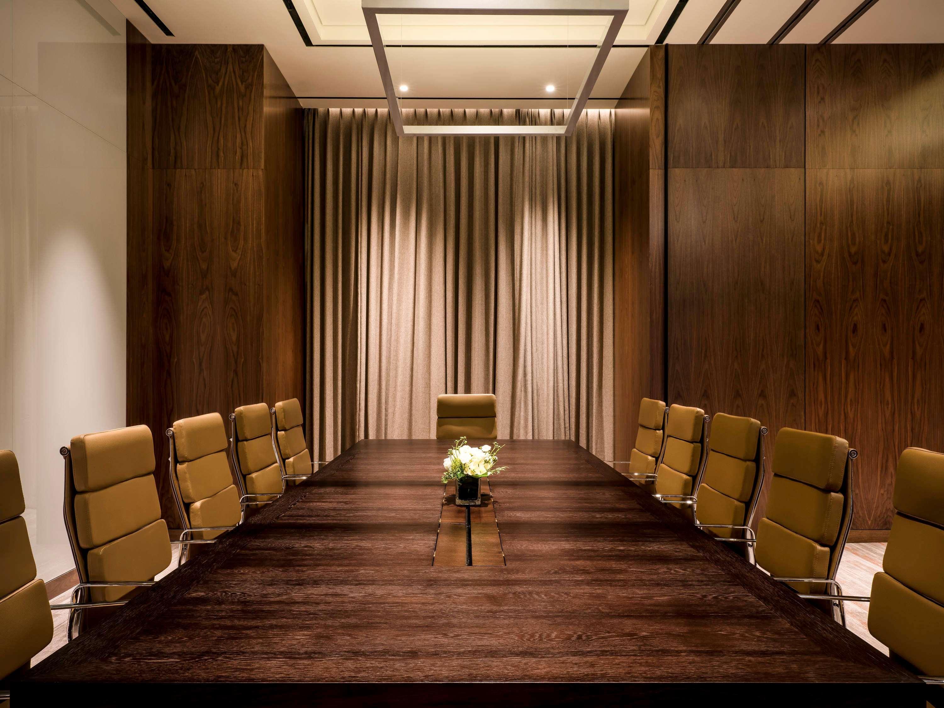 Grand Mercure Ambassador And Residences Yongsan Hotel 5*