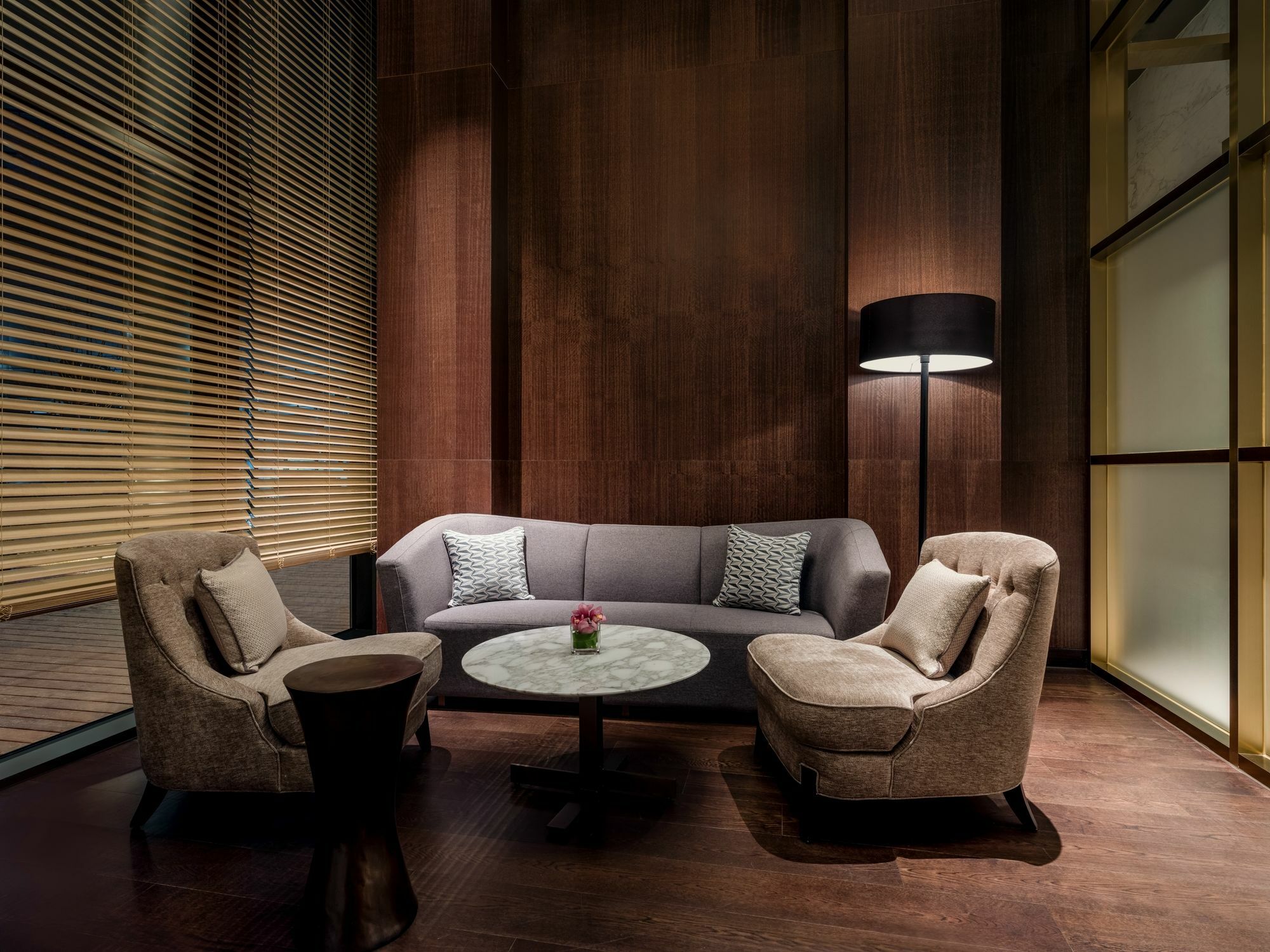 Grand Mercure Ambassador And Residences Yongsan