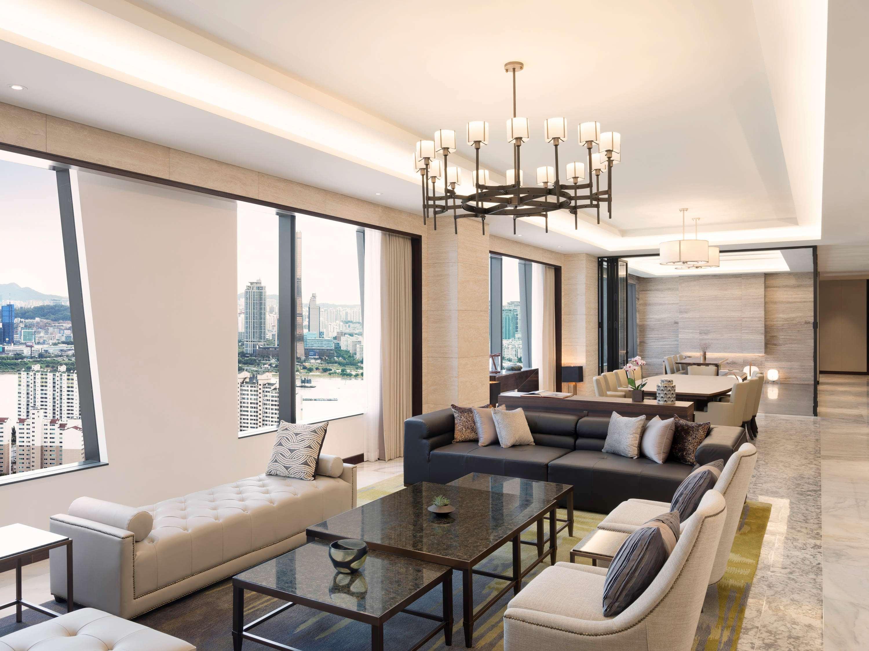 Grand Mercure Ambassador And Residences Yongsan